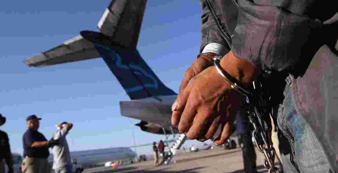 US Deportation Flight When Green Card Holders Face Immediate Deportation from the United States