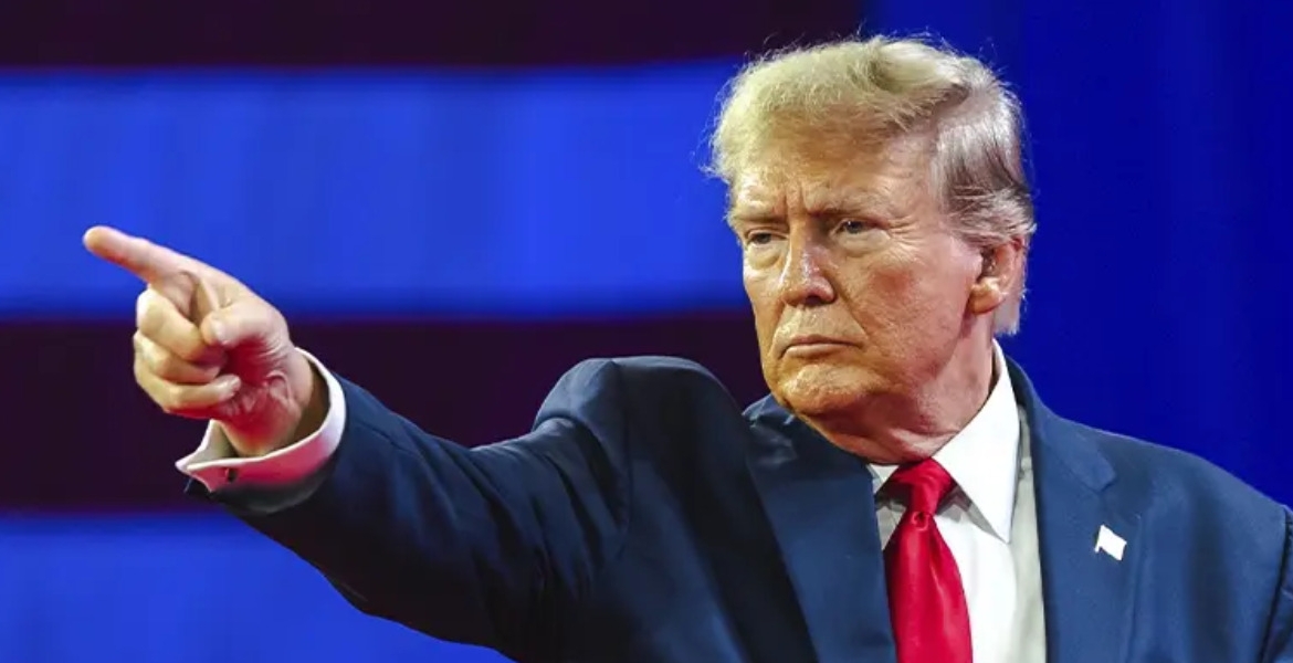 President Donald Trump Trump Administration Halts Green Card Processing for Refugees and Asylees