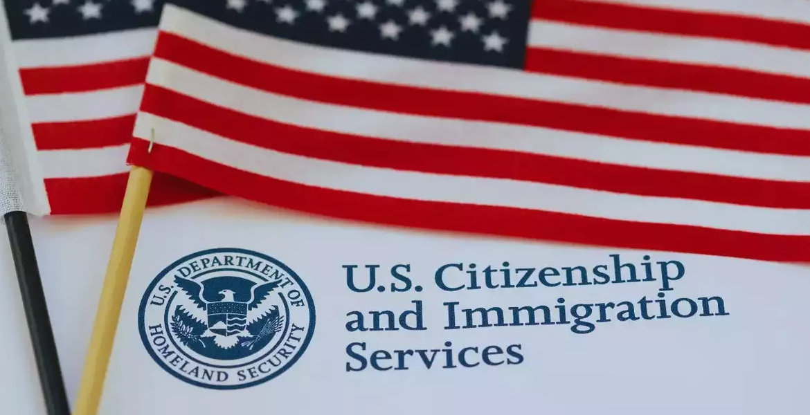 USCIS US Immigration Authorities Consider Wider Social Media Monitoring for Applicants