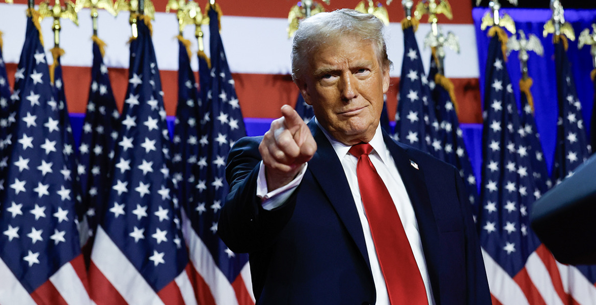 President Donald Trump New US Policy Requires All Non-Citizens to Carry ID at All Times or Face Penalties