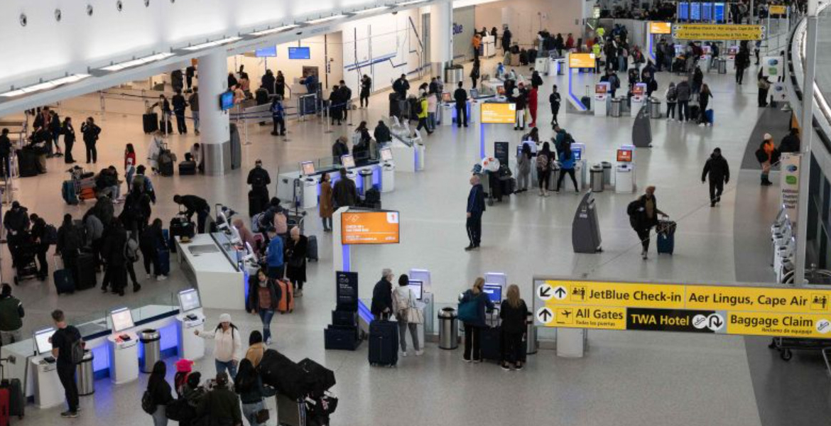 JKF International Airport Essential Travel Guidelines for US Green Card and Visa Holders for Smooth Re-entry
