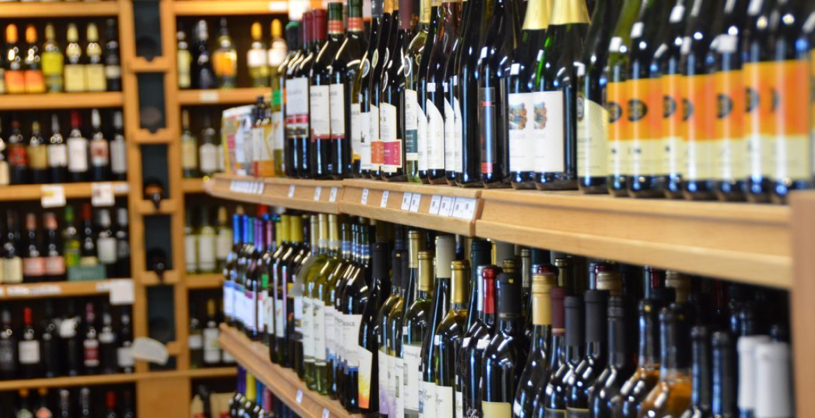 Liquor Shop Kenya’s New Alcohol Policy Faces Familiar Enforcement Failures