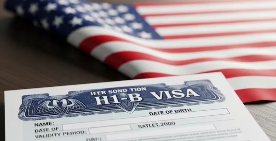 H-1B Visa US Confirms $100,000 H-1B Fee Applies Only to New Petitions