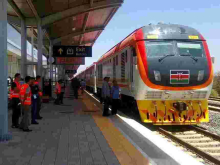 President Kenyatta Travels to Mombasa Using Standard Gauge Railway Train