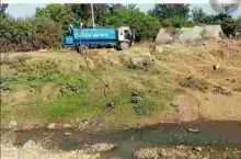 Nairobi Residents Alarmed as Bowser is Spotted Drawing Sewage Water from a Stream