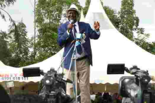 Raila Prepares His Nyanza Backyard for President Kenyatta's Visit