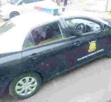 Girl Claiming to be President Uhuru's Unknown Daughter Driven Away by Police Officers