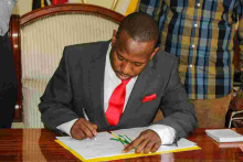 Nairobi Governor Mike Sonko Sends Home Three Top County Officials