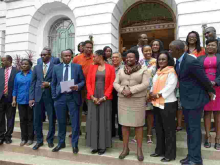 Nairobi Governor Mike Sonko Gets 25 Doctors from the US to Help Improve Service Delivery in County Hospitals 