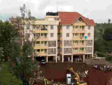 Shock for Tenants at Ruaka Apartments as Wall, Cars Sink Inside Construction Site [PHOTOS]