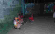 Photo of Small Kenyan Kids Waiting Outside School Gate at 5:30am Causes a Stir Online