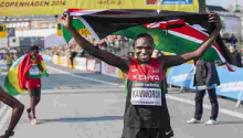 Kenya’s Geoffrey Kamworor Shatters World Half-Marathon Record 