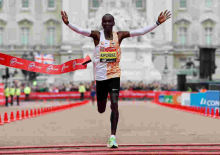 US Media Editor Angers Online Users for Labeling Kipchoge’s Marathon Record Fake 