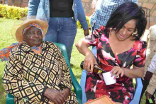 Kenyans Online React After Esther Passaris Served Beer to Elderly People on Christmas