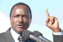 Kalonzo Pledges Loyalty to President Uhuru