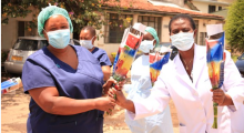 Kenya Sends 300 Bouquets of Flowers to the UK in Solidarity Amid Covid-19