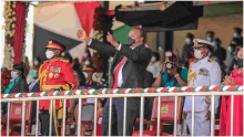Madaraka Day Fete: Uhuru Breaks Protocol, Invites Raila to Speak Before Him 