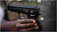 Daring Thugs Rob Senior Police Officer of His Firearm at Gunpoint in Mombasa 
